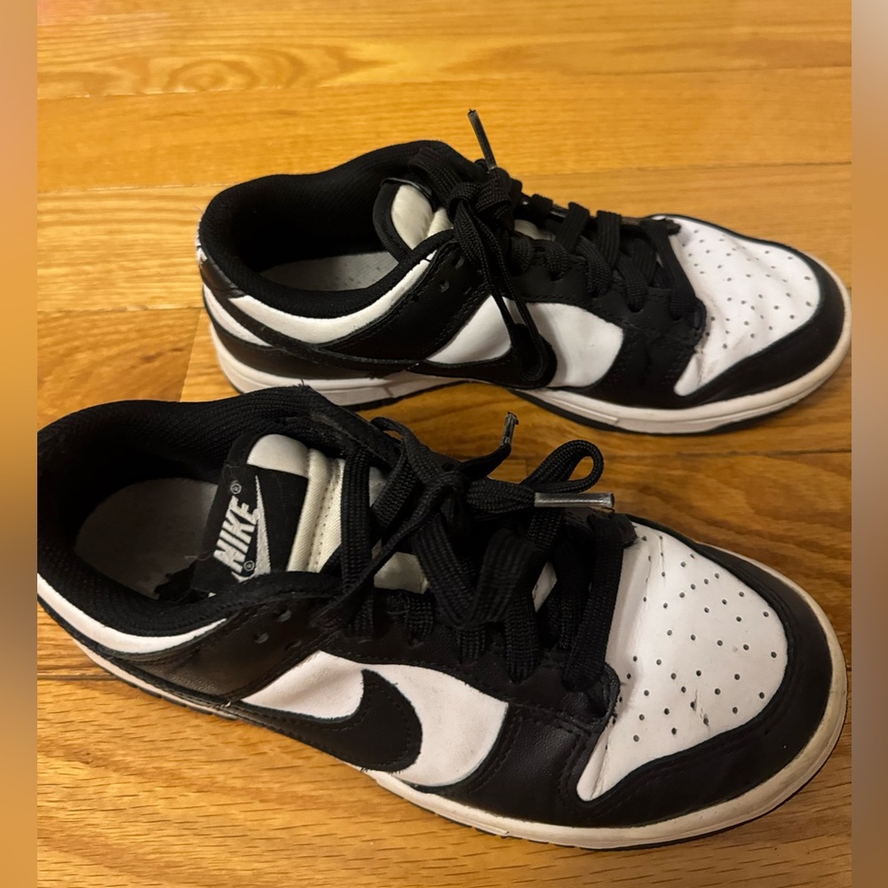 nike panda dunks - women’s size 7 - Picture 3 of 9